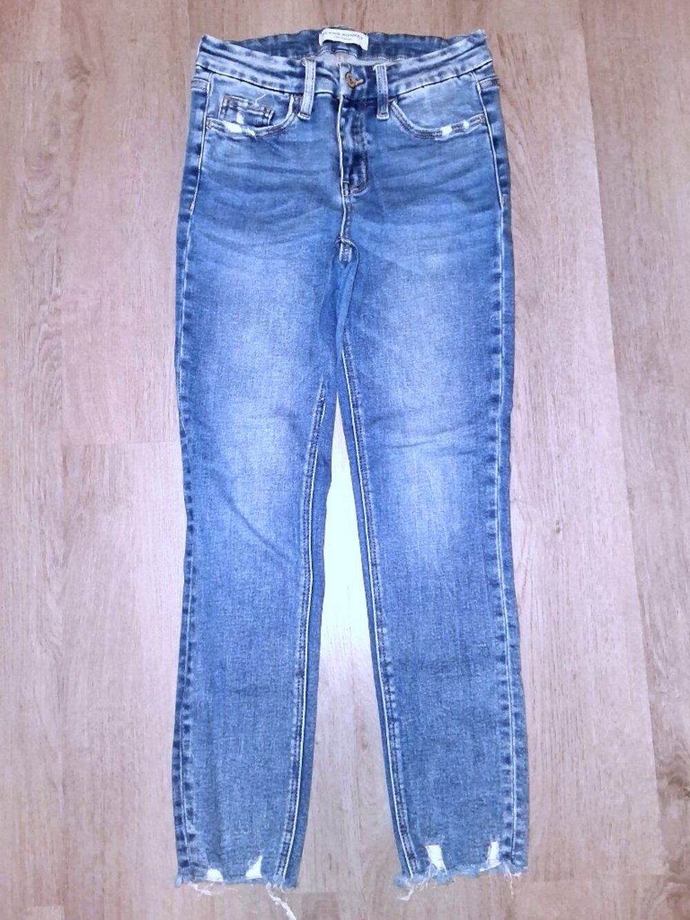 Flying Monkey Mid Rise Ankle Skinny Jeans Size 26 Distressed Denim Medium Wash - Picture 1 of 7
